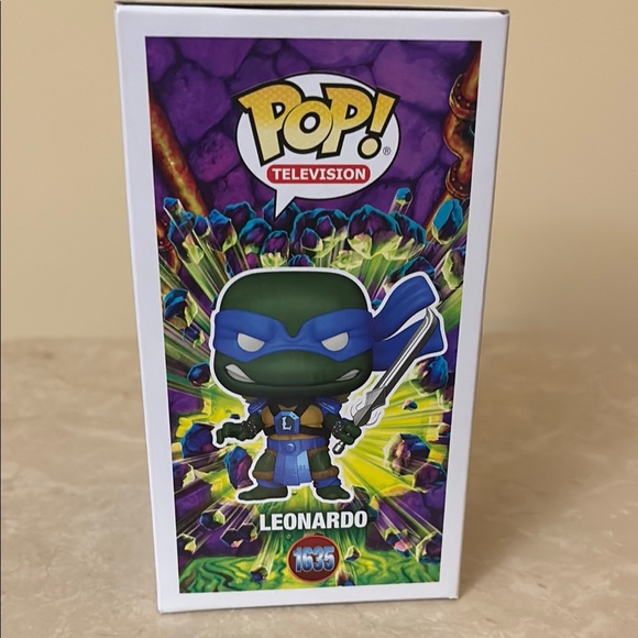 Funko Pop Teenage Mutant Ninja Turtles Leonardo NIB - Picture 4 of 6
